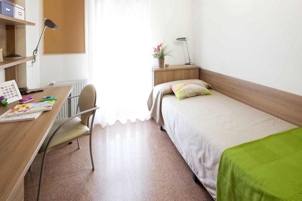 Appartamento Residencia Universitaria Resa Manuel Agud Querol *
