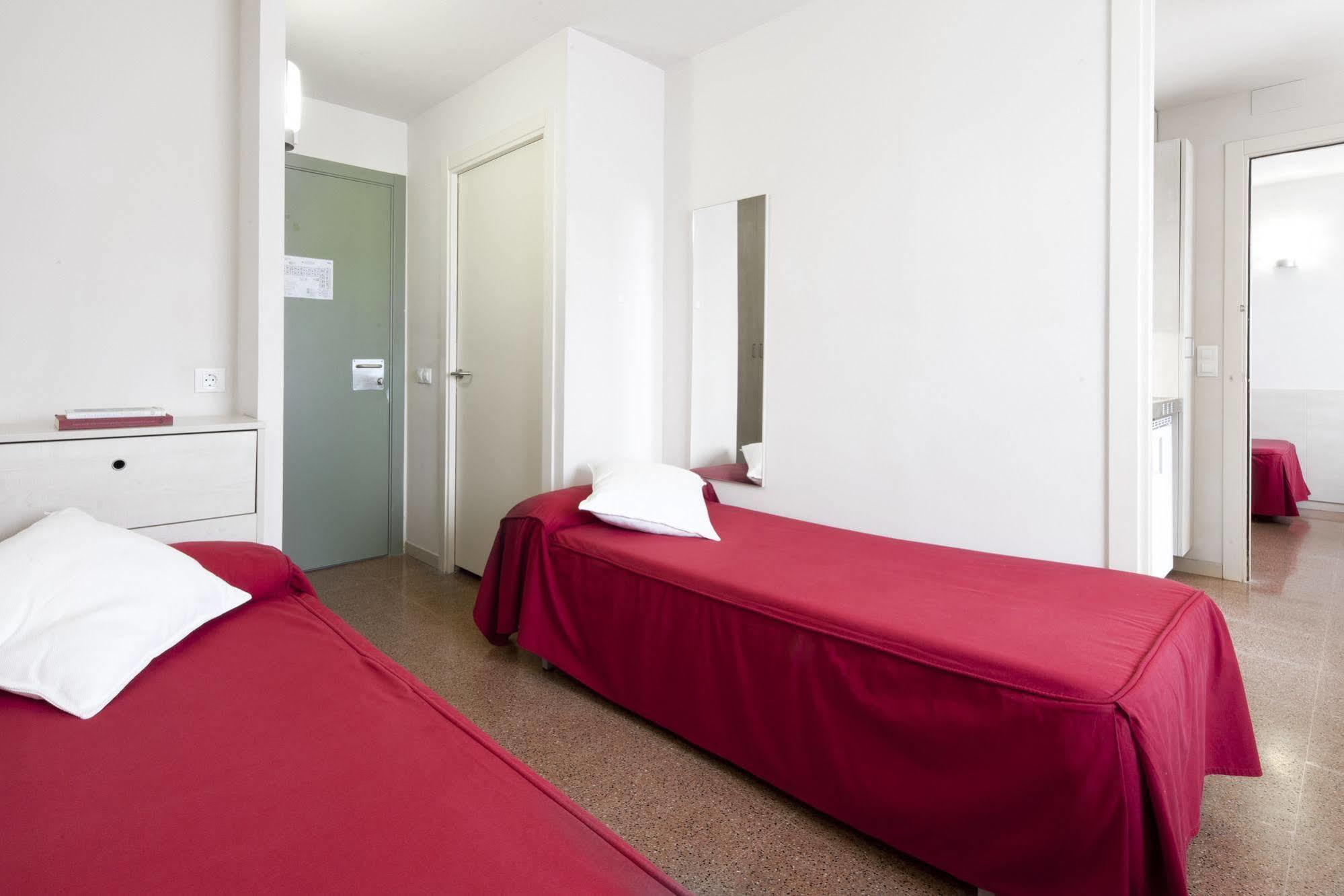 Residencia Universitaria Resa Manuel Agud Querol Apartment San Sebastián